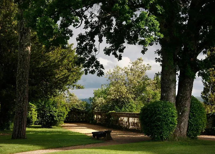 Chateau De Mercues