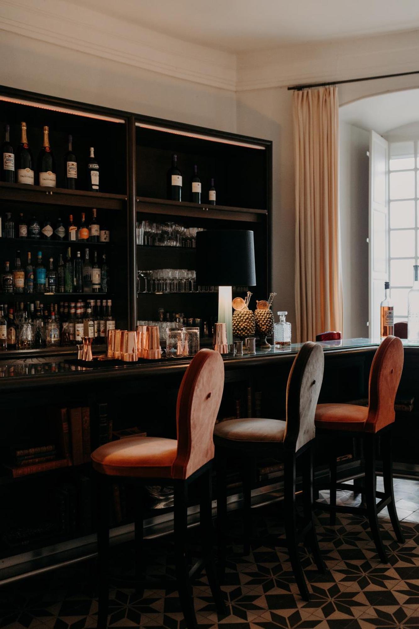 Chateau De Hotel 4*