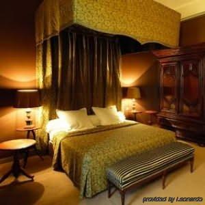 Hotel Chateau De
