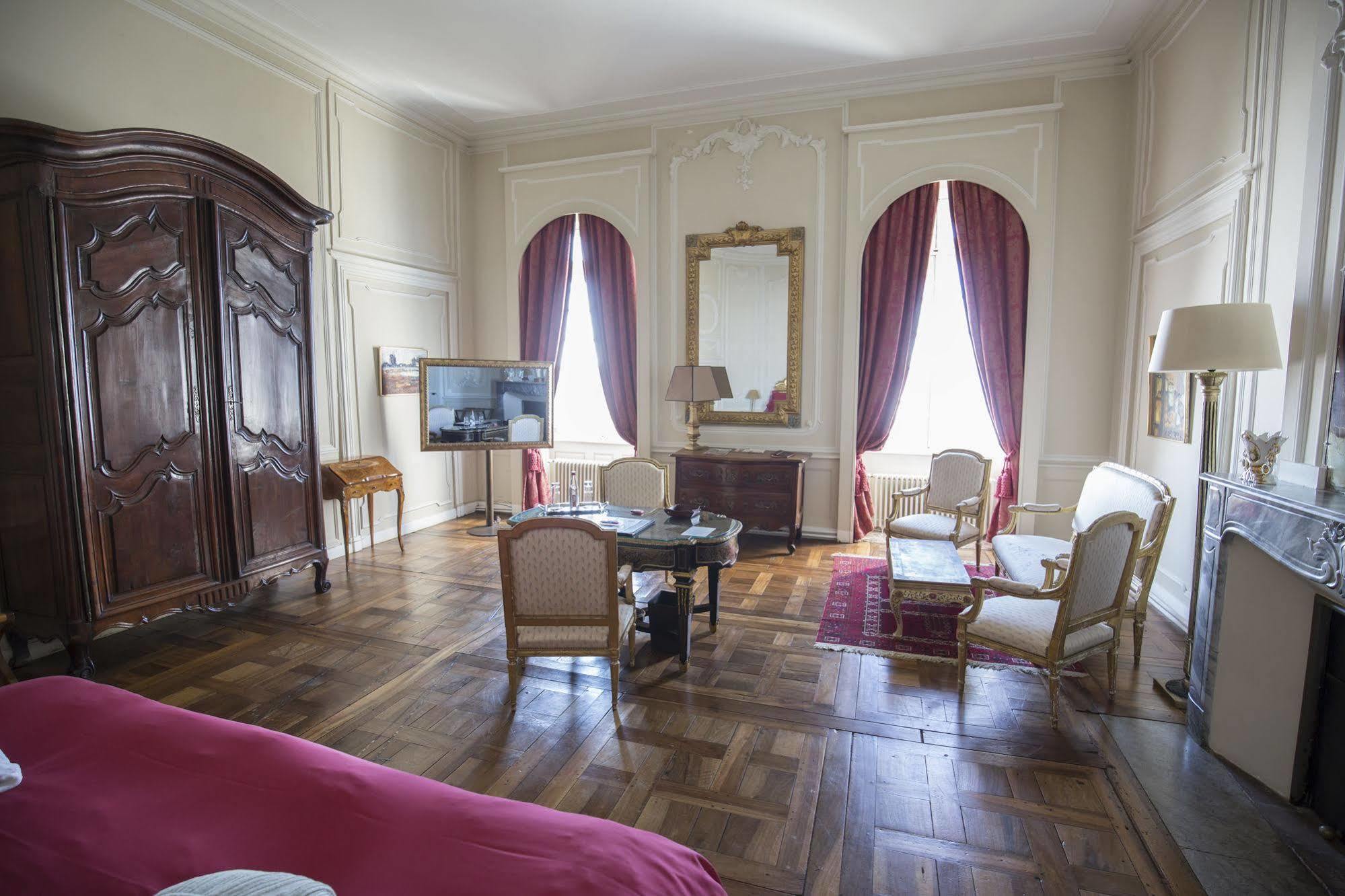 Chateau De 4*